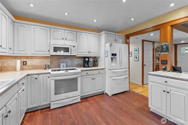 Large all newer kitchen. with soft close and lazy susan corner cabinet and built in pantry all appliances are included