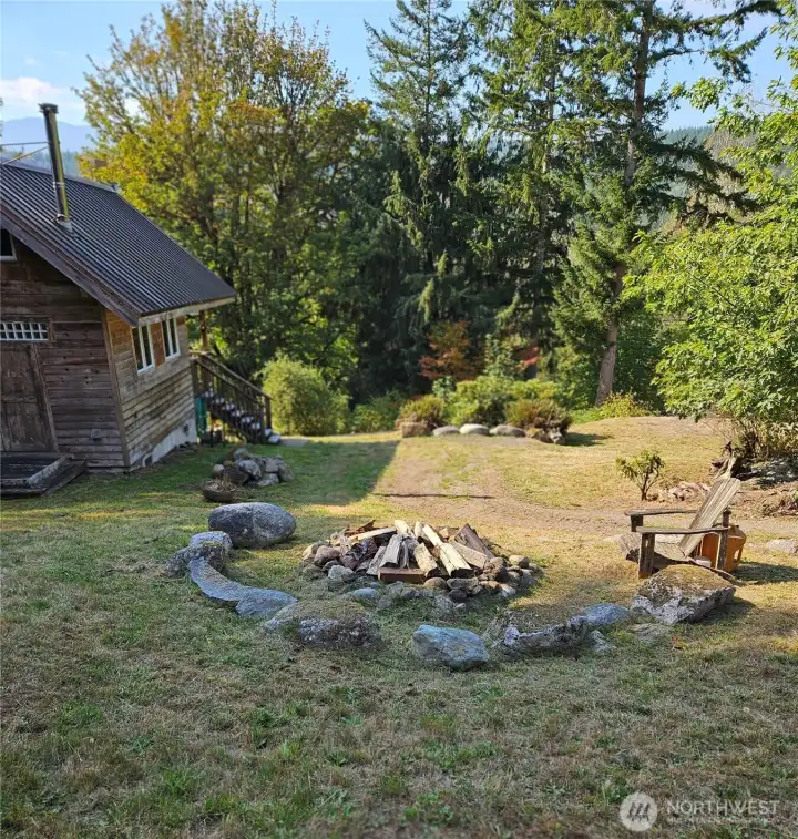 Fire pit