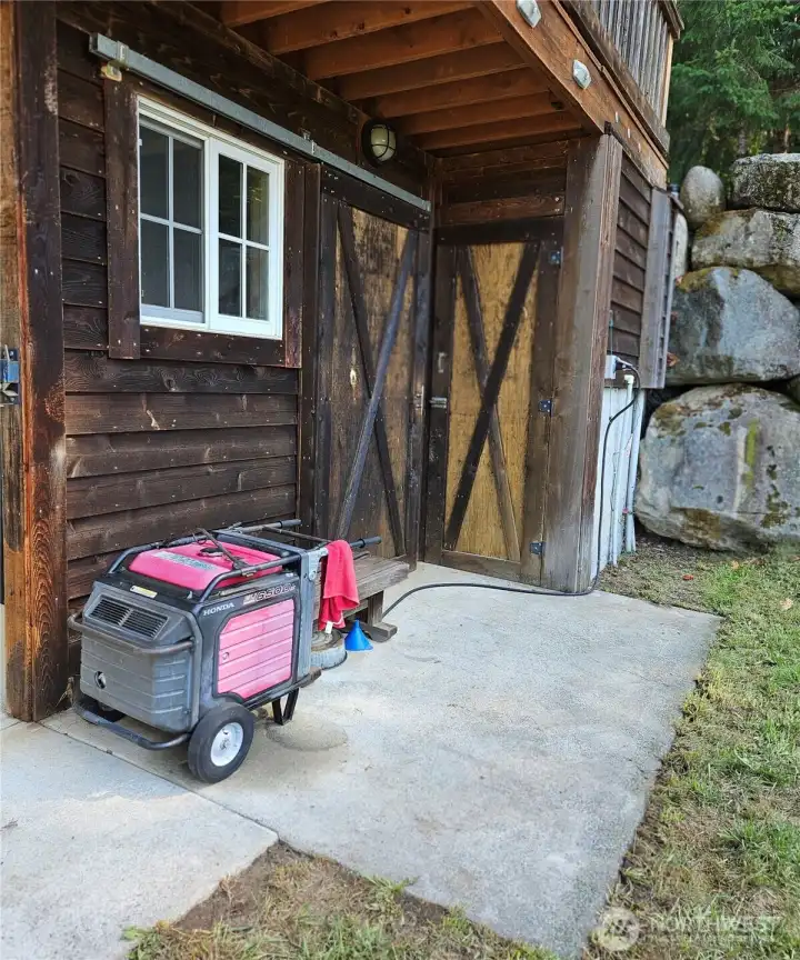 tools shed work shop