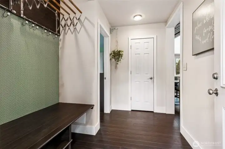 Main House-Entrance off garage