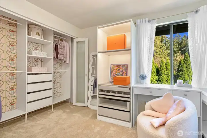 Easily convertible to bedroom