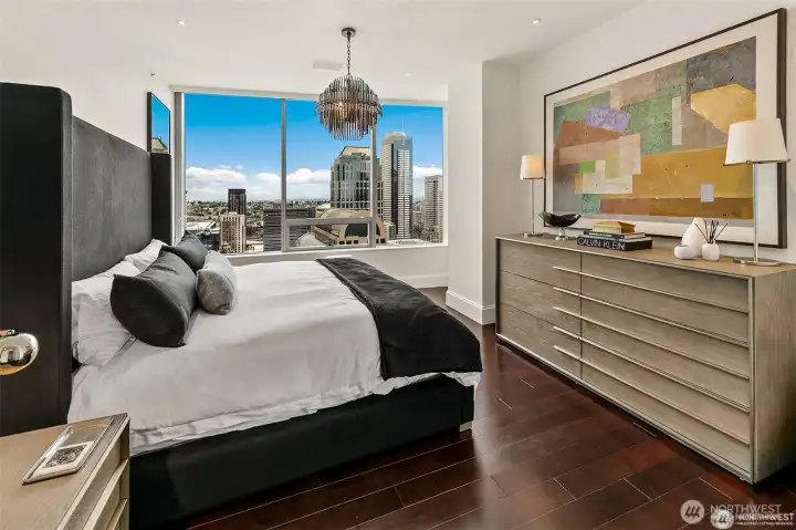 gorgeous primary bed