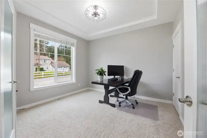 Main level office