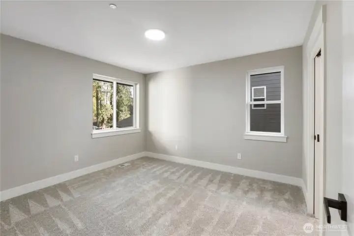 Upstairs spacious bedroom w/ walk-in closet