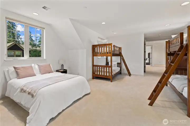 4th bedroom upstairs, great bunk room with bathroom