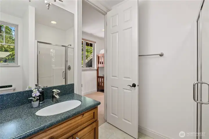 4th Bedroom bathroom