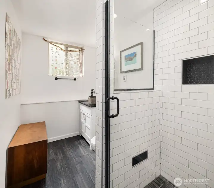 Lower-level 1 bed / 1 bath, ADU w/ separate entrance & garden space!