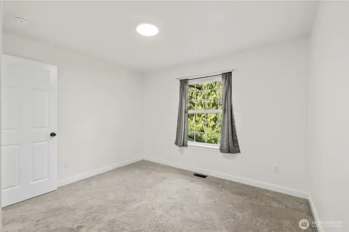 Upstairs Bedroom 2