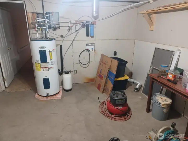 Lower level utility room