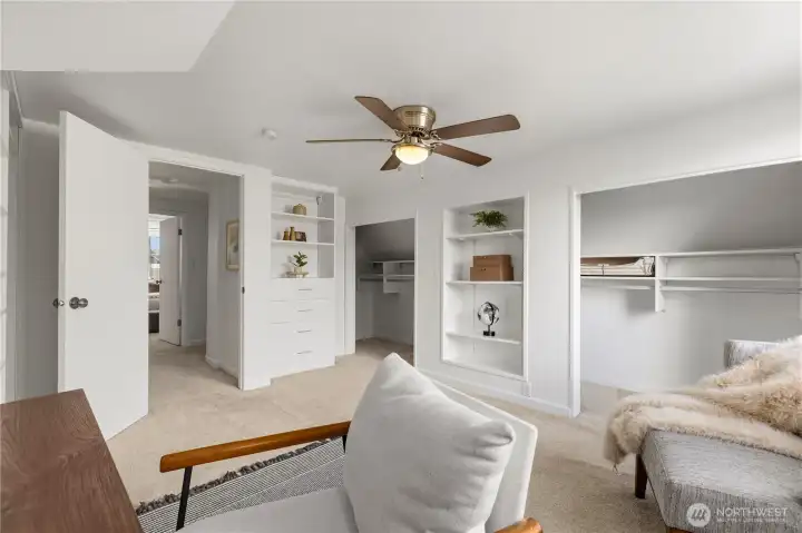 Second upstairs bedroom.