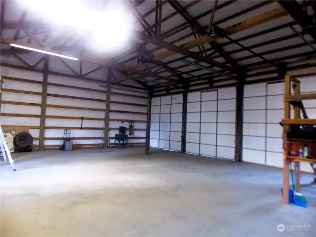 3 oversized doors & high ceilings in the shop