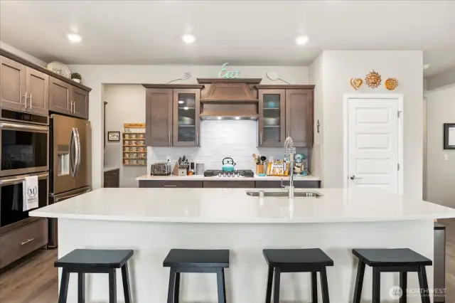 Lennar designs a wonderful kitchen, the "heart" of the home.