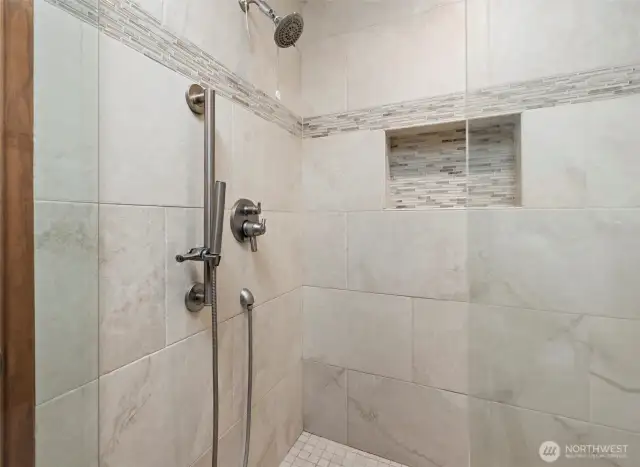 Huge walk in shower