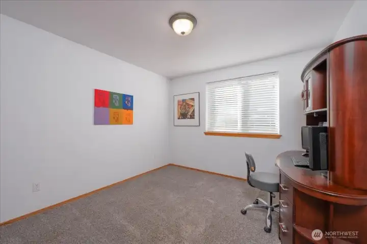 2nd bedroom or office