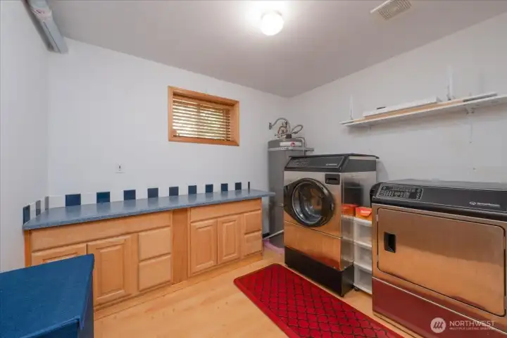 Lower Laundry room