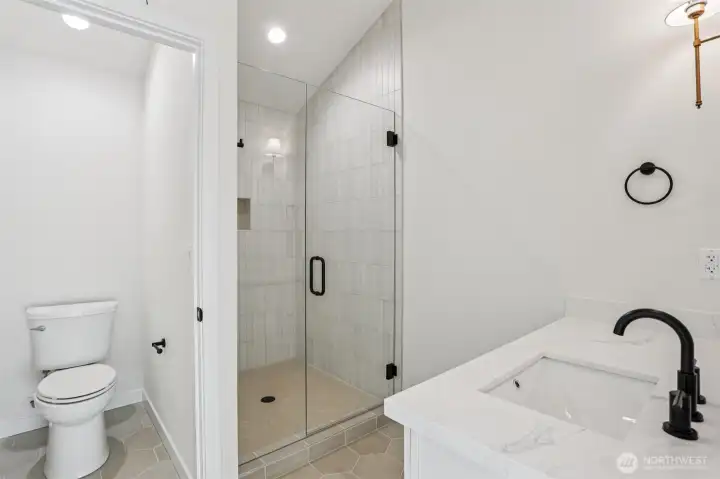 Primary Ensuite Bath