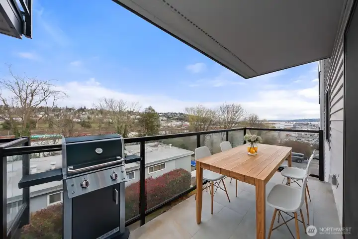 Balcony digitally staged