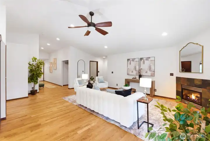 Central A/C keeps the home cool and comfortable during those hot summers.