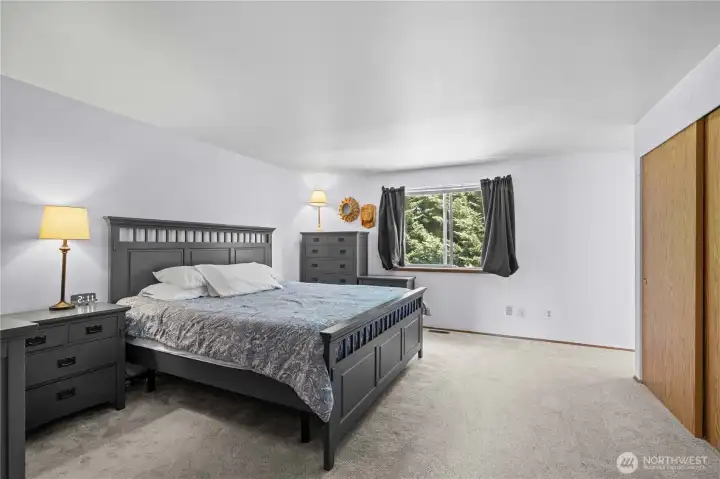 Primary Bedroom Suite with Attached En Suite Bath