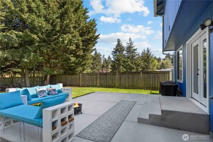 Another view of the backyard