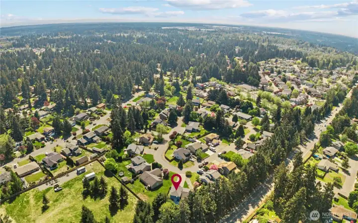 Gem Heights is a premier neighborhood in Puyallup's popular South Hill!