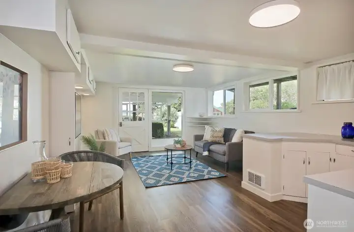 Basement -Guest suite with kitchenette, bedroom & 3/4 bath.