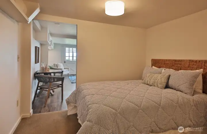 Basement - guest suite bedroom