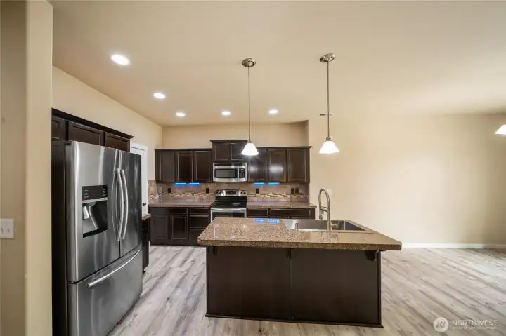 The abundance of counter space and deep sink make prep and clean up a breeze! The abundance of counter space and deep sink make prep and clean up a breeze!