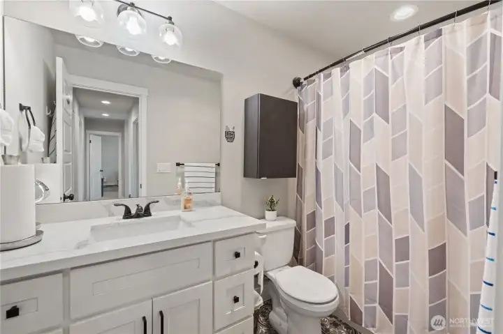 Bathroom on the 2nd floor