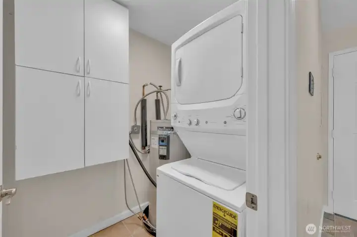 Separate Utility Room with W/D and Water Heater