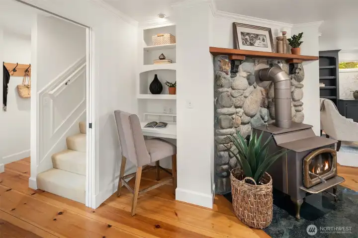 Cozy fireplace adds ambiance to your Kitchen, dining and living rooms Cozy fireplace adds ambiance to your Kitchen, dining and living rooms