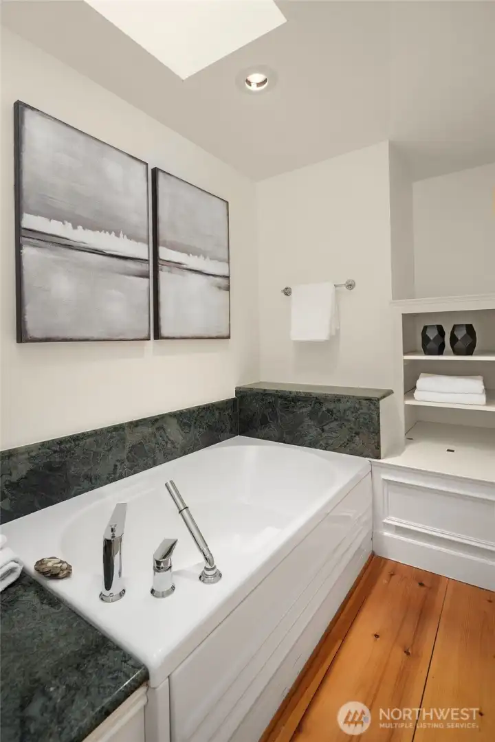 Private Bath in Primary suite in its own room Private Bath in Primary suite in its own room