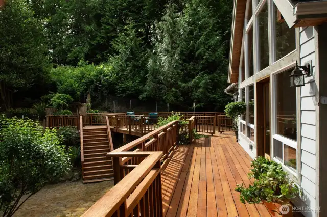Sounds of birdsong and nature all day from the deck.