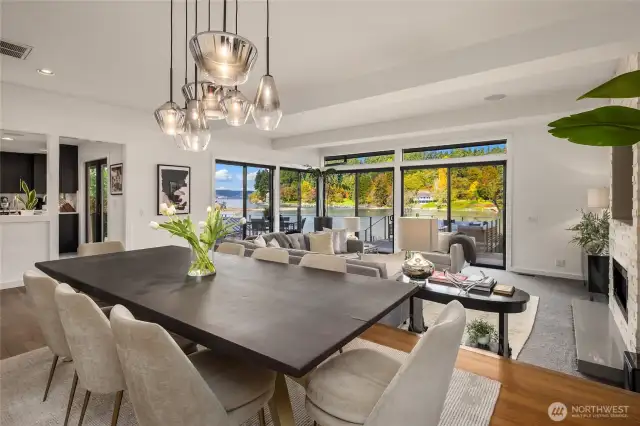 View dining room adjacent to the kitchen