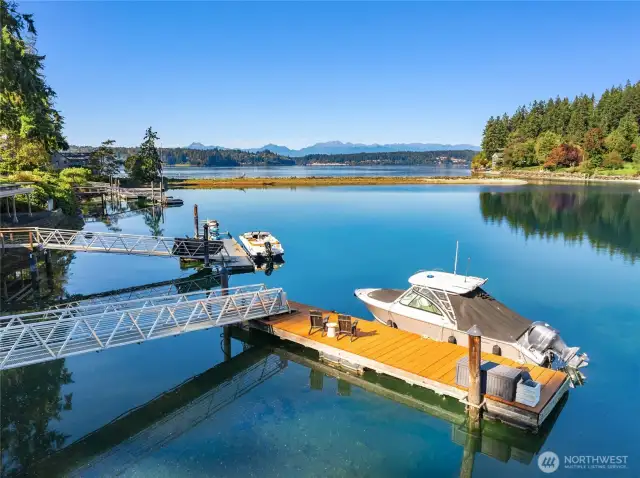 Fabulous dock with water & power