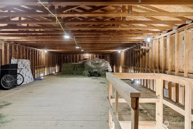 55 ton hay storage