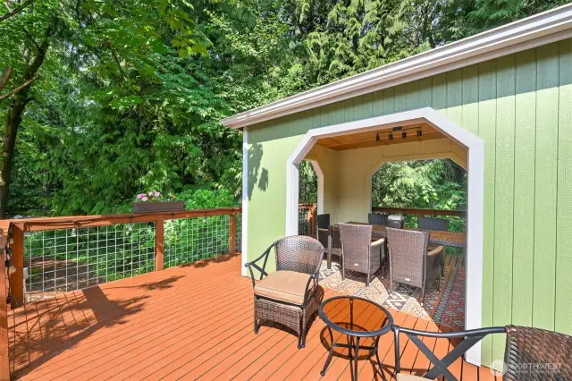 The cabana has it's own deck and lighting.  Evening dinners are a delight