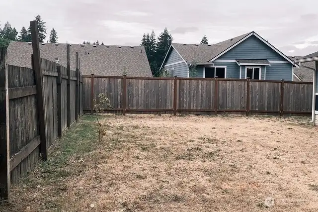 View of the front yard.