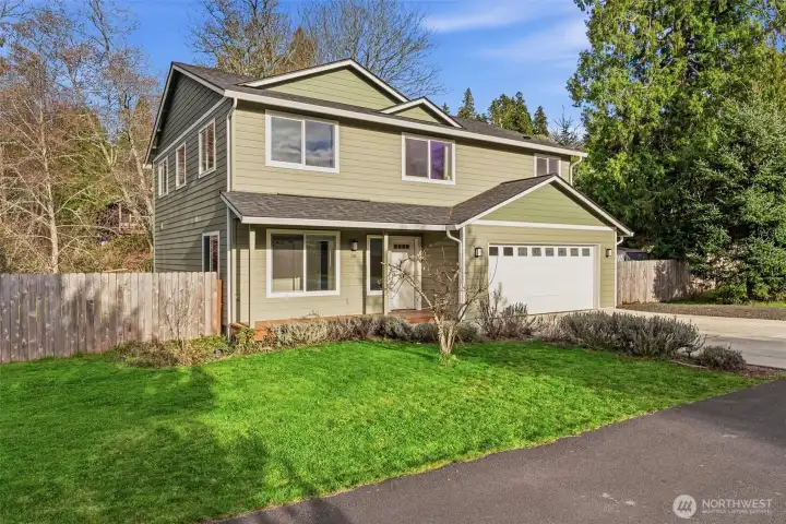 Here it is! Your chance to have your own dock space & a great home, second home or income property.  Live the waterfront lifestyle in the well-known fishing town of Cathlamet!