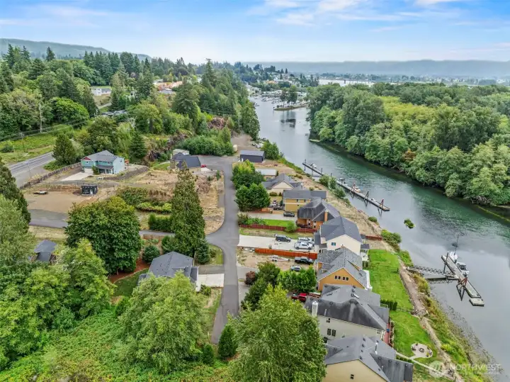 40' deeded dock w/power & quick access to the Columbia River via Elochoman Slough...