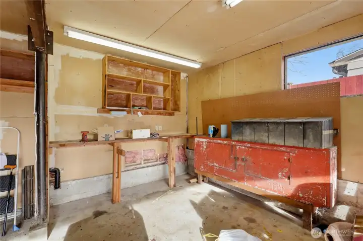 Work benches in the garage