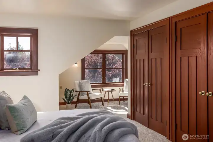 Amazing closet space!