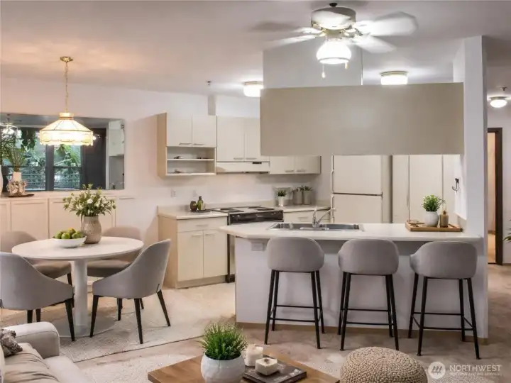 Dining Space (Virtually Staged)