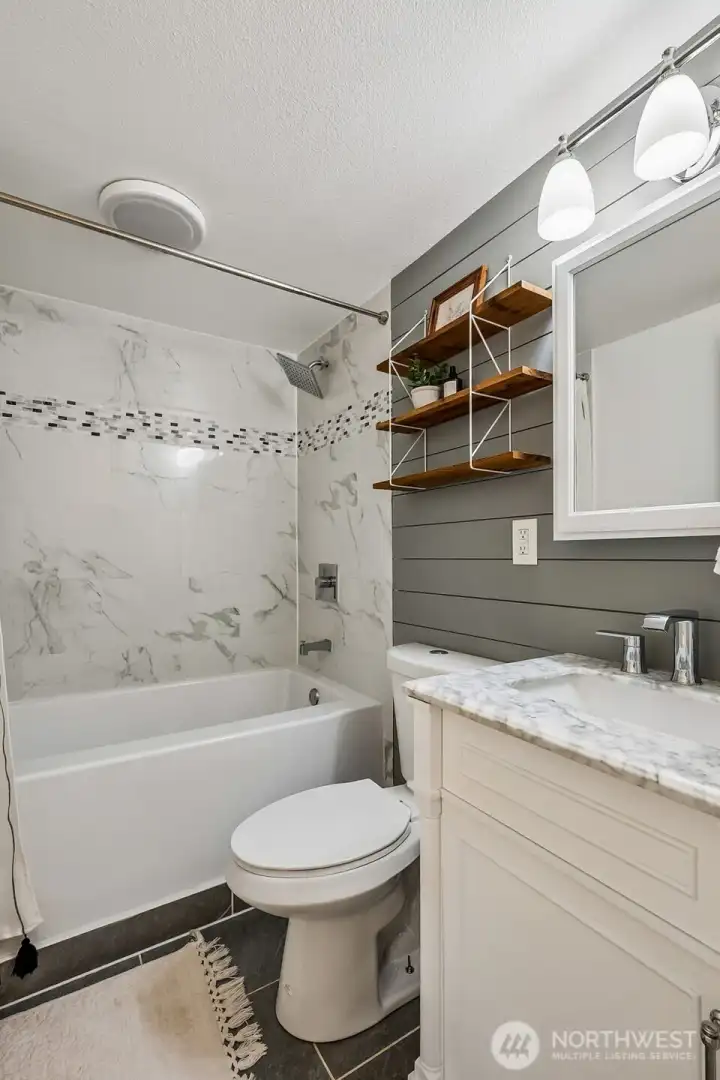 Lower level updated full bathroom