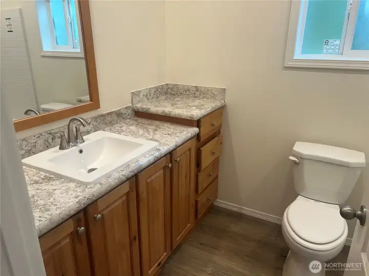 Main bathroom. Main bathroom.