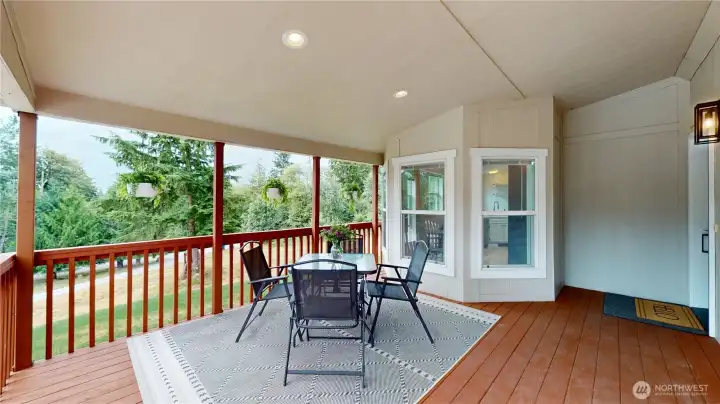 Wonderful Covered Front Porch!