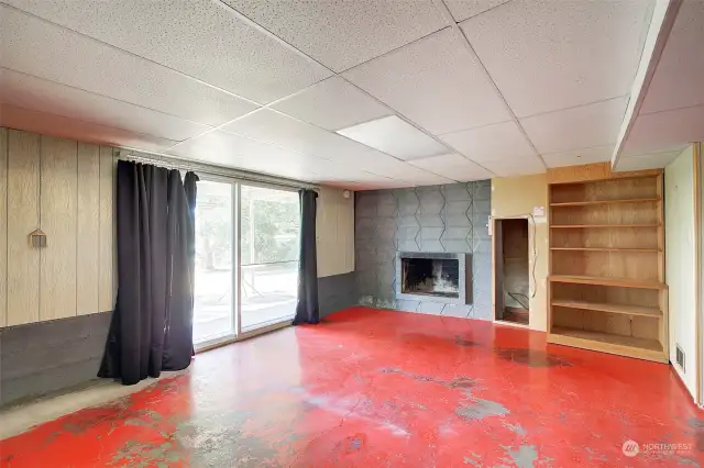 Huge family room with wood burning fireplace