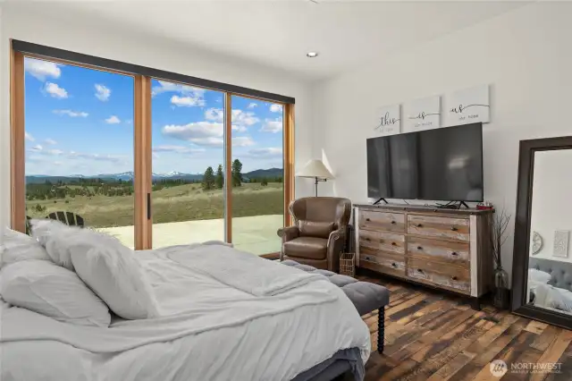 Primary bedroom with en-suite