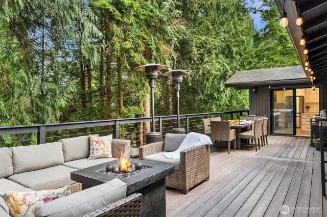 Large deck for entertaining, including a TV