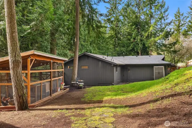 Generous size backyard